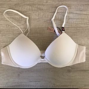 Victoria’s Secret 34B NWT White Plunge Push-up Bra